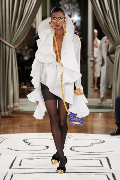 Коллекция Schiaparelli Ready-To-Wear Весна-Лето 2024
