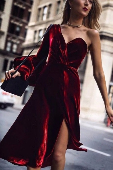 Шикарные вечерние платья в красных оттенках