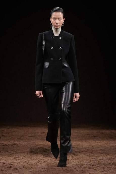 Коллекция Hermès Ready-To-Wear Осень-Зима 2025-2026