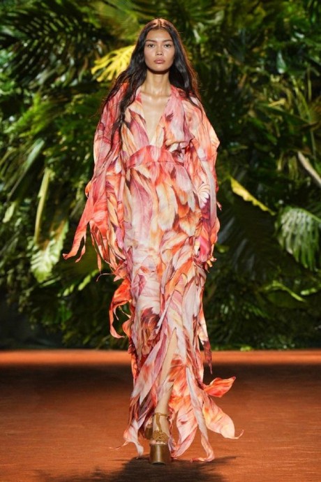 Коллекция Max Mara Ready-To-Wear Весна-Лето 2024