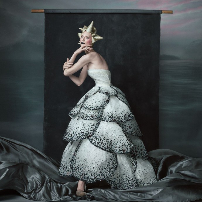 Элизабет Дебики (Elizabeth Debicki) в фотосессии для журнала Vogue (2024) Элизабет Дебики (Elizabeth Debicki) в фотосессии для журнала Vogue (2024)