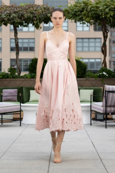 Коллекция Cinq à Sept Ready-To-Wear Весна-Лето 2024