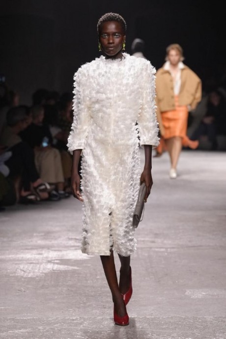 Коллекция Bottega Veneta Ready-To-Wear Весна-Лето 2025 Коллекция Bottega Veneta Ready-To-Wear Весна-Лето 2025