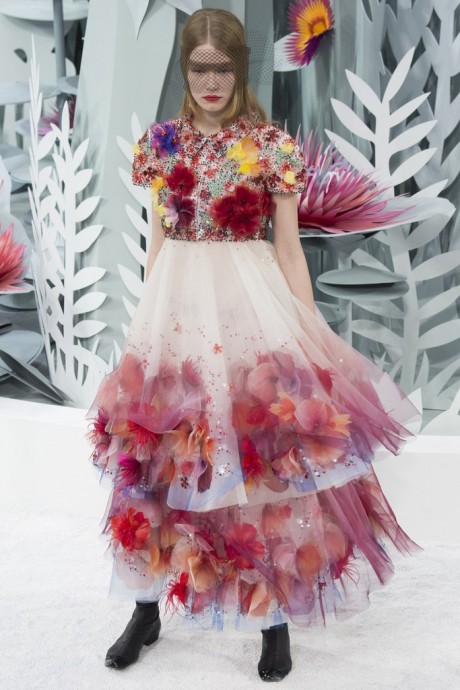 Модели коллекции Chanel Couture