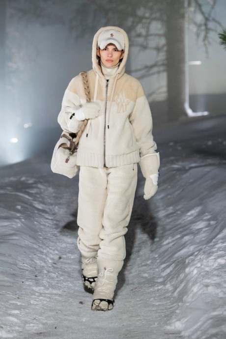 Обзор коллекции Moncler Grenoble fall 2024 ready-to-wear Обзор коллекции Moncler Grenoble fall 2024 ready-to-wear