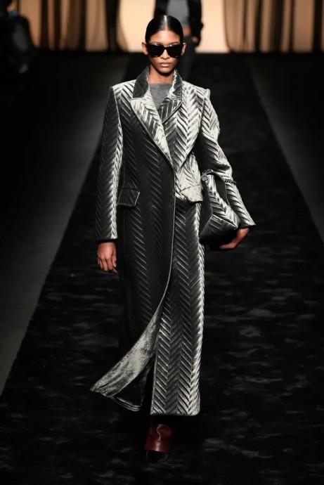 Коллекция Alberta Ferretti Ready-To-Wear Осень-Зима 2023 Коллекция Alberta Ferretti Ready-To-Wear Осень-Зима 2023