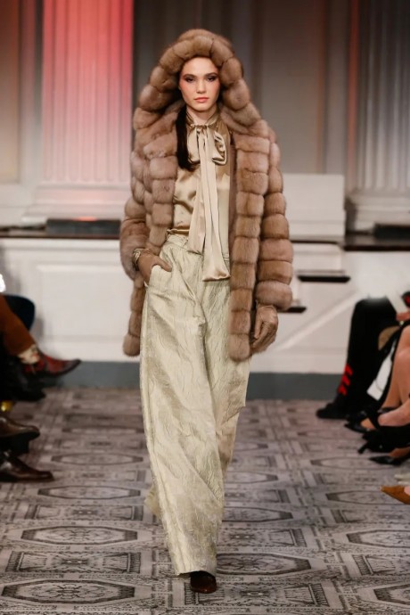 Коллекция Dennis Basso Ready-To-Wear Осень-Зима 2023