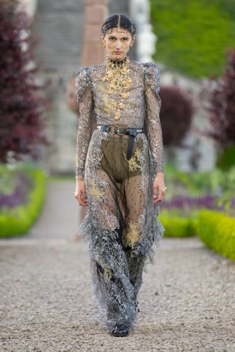Коллекция Dior Cruise 2025 Fashion Show