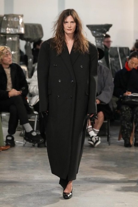 Коллекция Marie Adam-Leenaerdt Ready-To-Wear Осень-Зима 2025-2026 Коллекция Marie Adam-Leenaerdt Ready-To-Wear Осень-Зима 2025-2026
