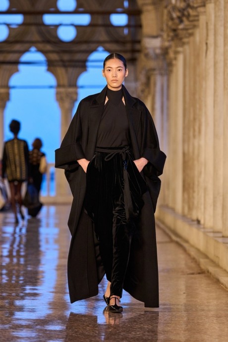 Высокая мода Max Mara Resort 2025