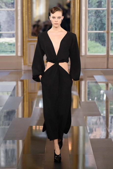Обзор коллекции Valentino Fall 2024 Ready-to-Wear