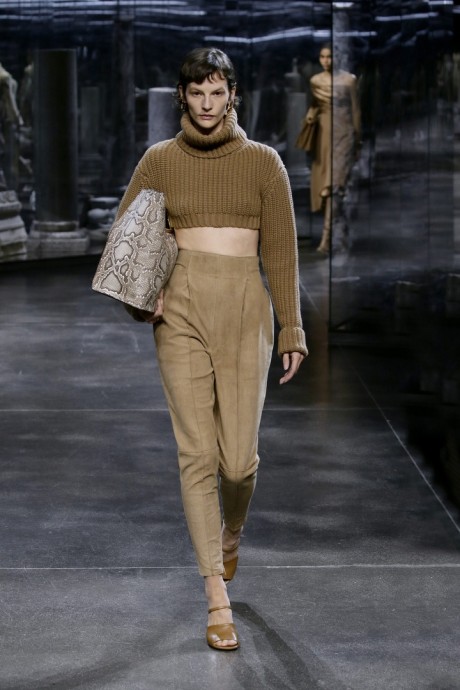 Коллекция Fendi Ready-To-Wear Осень-Зима 2021/2022