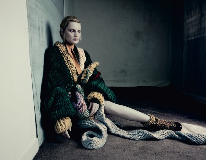 Guinevere van Seenus by Paolo Roversi