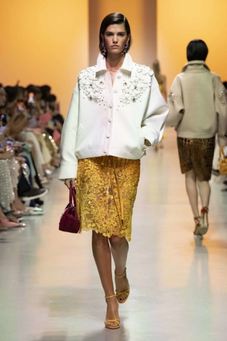 Коллекция Georges Hobeika Ready-To-Wear Весна-Лето 2025 Коллекция Georges Hobeika Ready-To-Wear Весна-Лето 2025