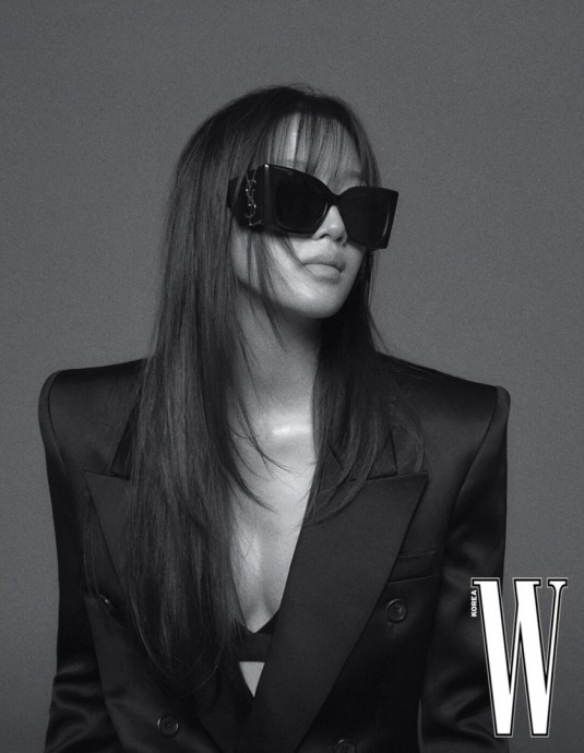 Мун Га-ён (Moon Ga-young) в фотосессии для W Magazine (2023) Мун Га-ён (Moon Ga-young) в фотосессии для W Magazine (2023)