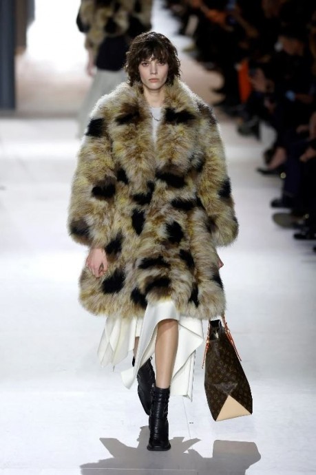 Коллекция Louis Vuitton Ready-To-Wear Fall/Winter 2024 Paris