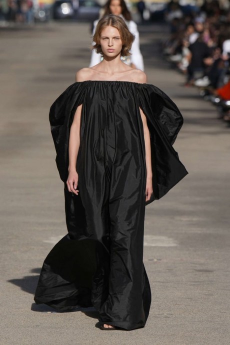 Коллекция Stella Mccartney Ready-To-Wear Весна-Лето 2024 Коллекция Stella Mccartney Ready-To-Wear Весна-Лето 2024