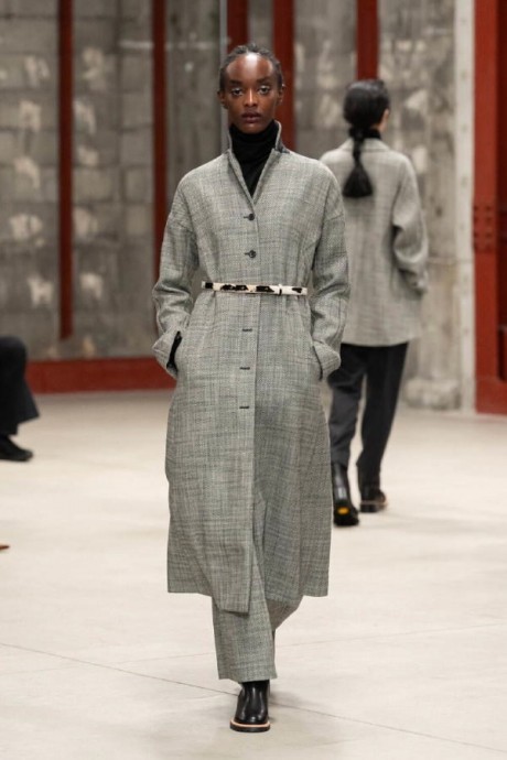 Коллекция Support Surface Ready-To-Wear Осень-Зима 2025-2026