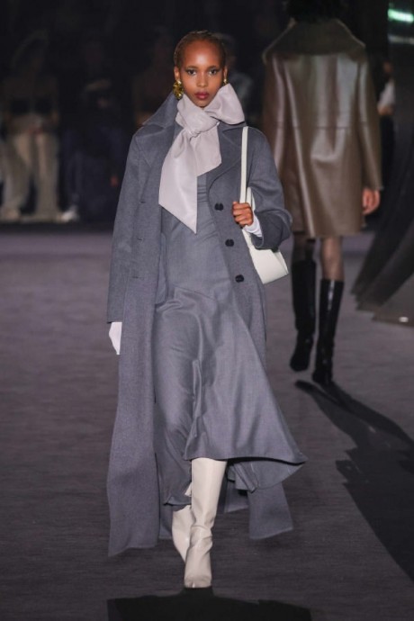 Коллекция Simorra Winter Ready-To-Wear Весна-Лето 2025 Коллекция Simorra Winter Ready-To-Wear Весна-Лето 2025