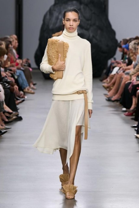 Коллекция Michael Kors Ready-To-Wear Весна-Лето 2025