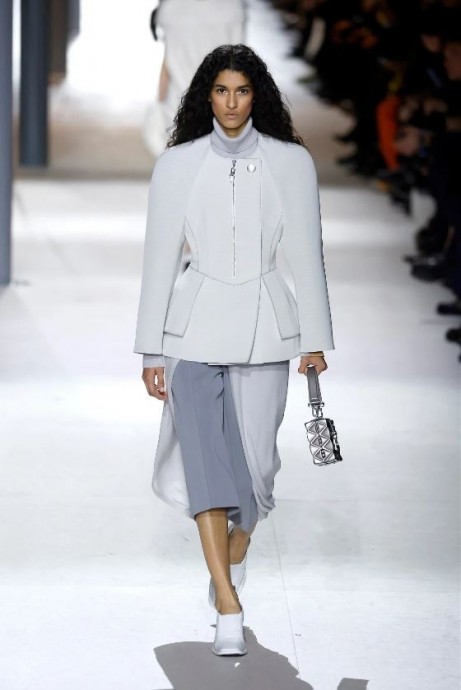 Коллекция Louis Vuitton Ready-To-Wear Fall/Winter 2024 Paris