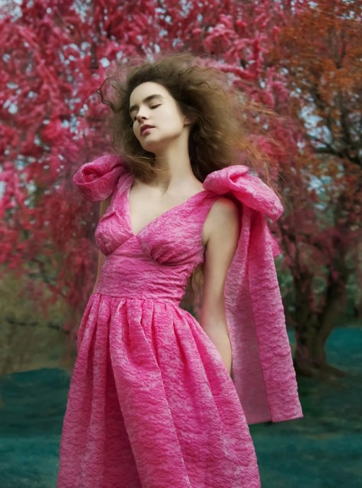 Али Майкл (Ali Michael) в фотосессии для журнала Harper’s Bazaar UK (2024) Али Майкл (Ali Michael) в фотосессии для журнала Harper’s Bazaar UK (2024)