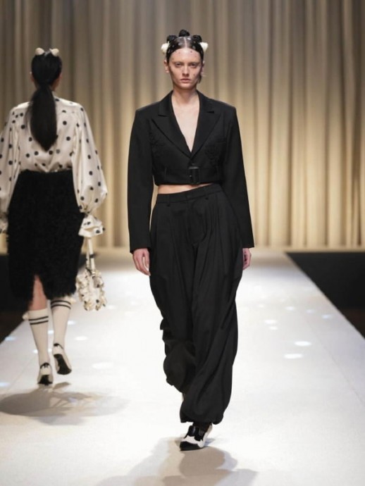Коллекция Viviano Ready-To-Wear Осень-Зима 2025-2026