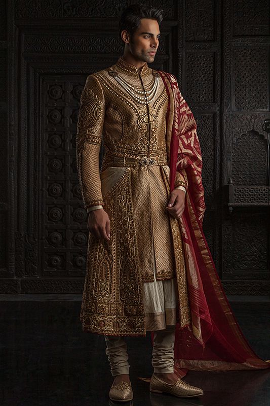 Современная индийская мужская мода от Tarun Tahiliani