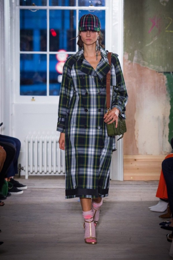 Burberry Fall-Winter 2017-2018 Burberry Fall-Winter 2017-2018