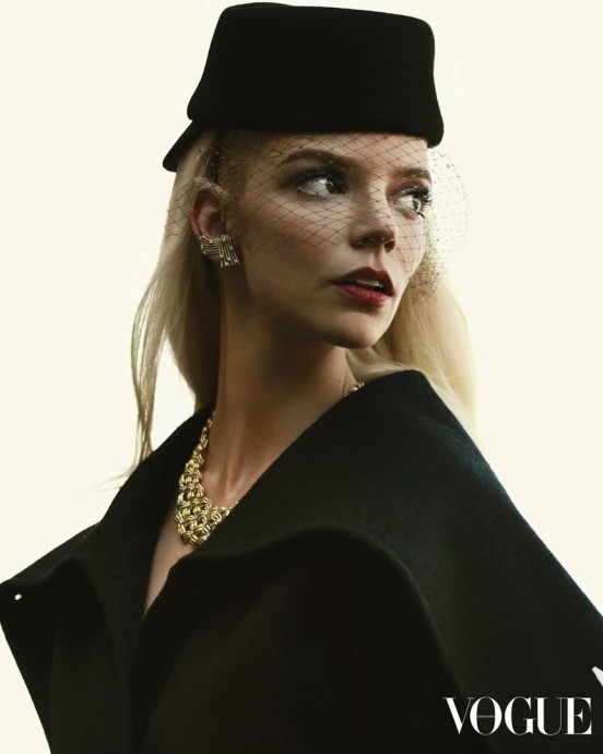 Аня Тейлор-Джой (Anya Taylor-Joy) в фотосессии для журнала Vogue Hong Kong (2024) Аня Тейлор-Джой (Anya Taylor-Joy) в фотосессии для журнала Vogue Hong Kong (2024)