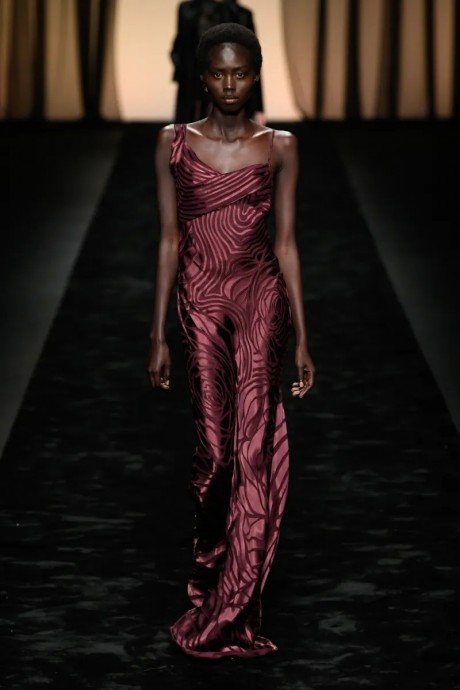 Коллекция Alberta Ferretti Ready-To-Wear Осень-Зима 2023 Коллекция Alberta Ferretti Ready-To-Wear Осень-Зима 2023