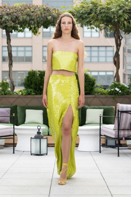 Коллекция Cinq à Sept Ready-To-Wear Весна-Лето 2024