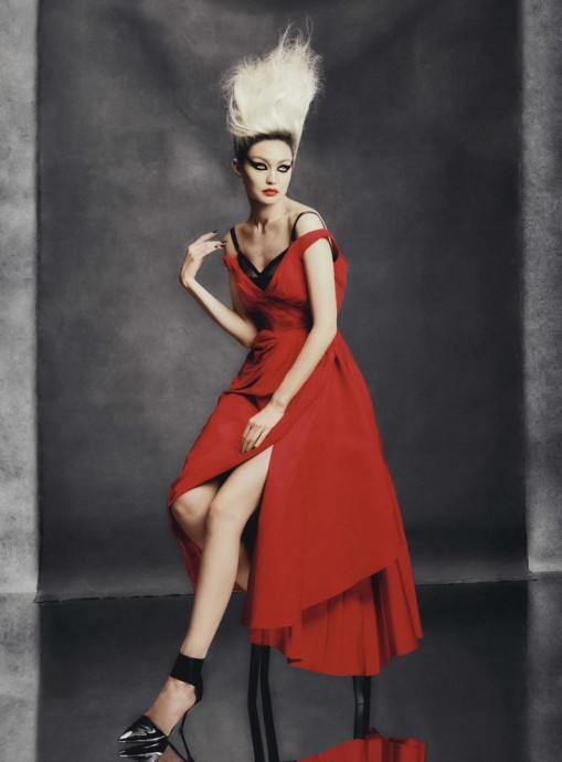 Джиджи Хадид (Gigi Hadid) в фотосессии для журнала Vogue Italy (2022)