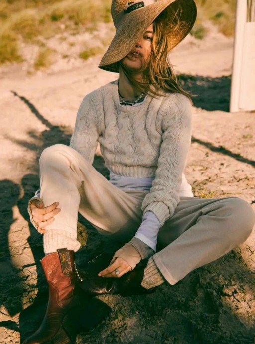 Касия Страсс (Kasia Struss) в фотосессии для журнала Elle France (2023) Касия Страсс (Kasia Struss) в фотосессии для журнала Elle France (2023)