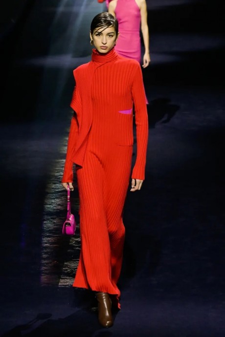 Коллекция Fendi Ready-To-Wear Осень-Зима 2023