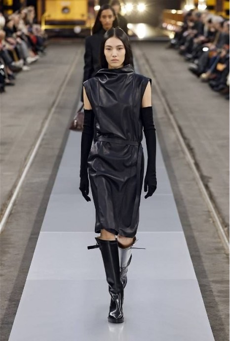 Коллекция Tod’s Ready-To-Wear Fall/Winter 2024 Milan