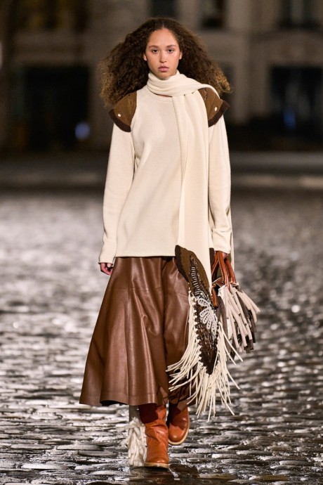 Коллекция Chloé Ready-To-Wear Осень-Зима 2021/2022 Коллекция Chloé Ready-To-Wear Осень-Зима 2021/2022