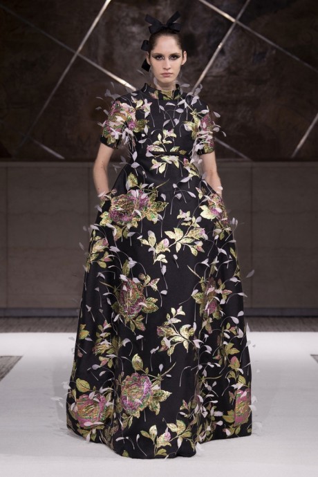 Коллекция Giambattista Valli Pre-Fall Осень-Зима 2022/2023