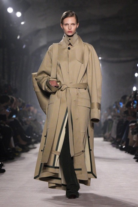 Высокая мода Victoria Beckham, 2025/26