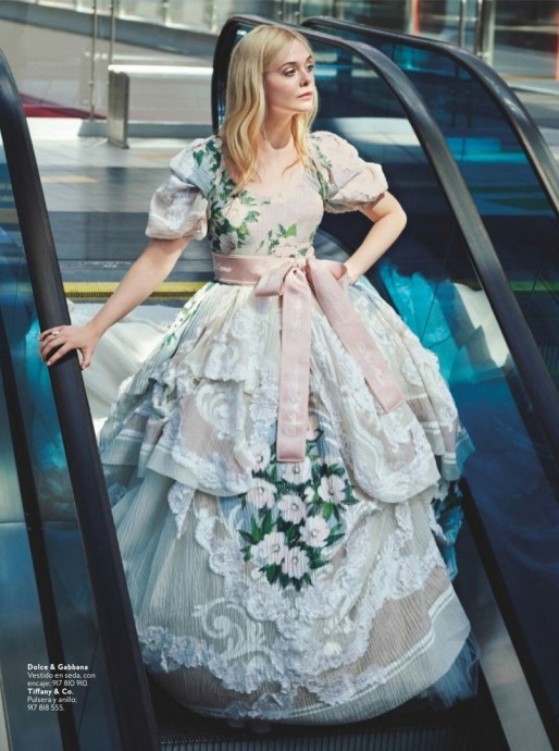 Эль Фаннинг (Elle Fanning) в фотосессии для журнала InStyle Spain Эль Фаннинг (Elle Fanning) в фотосессии для журнала InStyle Spain