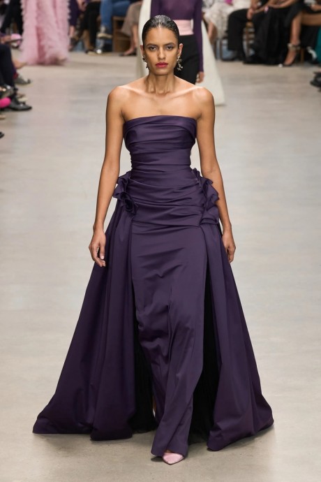 Коллекция Carolina Herrera Fall 2024 Ready-to-Wear