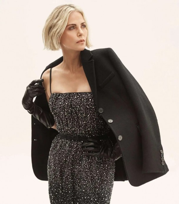Шарлиз Терон (Charlize Theron) в фотосессии для журнала Elle France (2023) Шарлиз Терон (Charlize Theron) в фотосессии для журнала Elle France (2023)