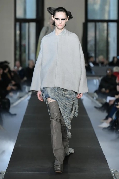 Коллекция Rick Owens Ready-To-Wear Осень-Зима 2023-2024 Коллекция Rick Owens Ready-To-Wear Осень-Зима 2023-2024