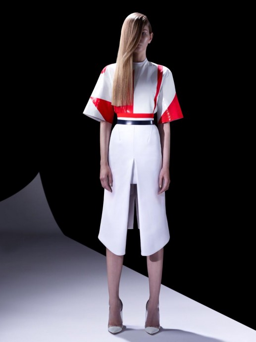 Модели коллекции Mugler’s Resort