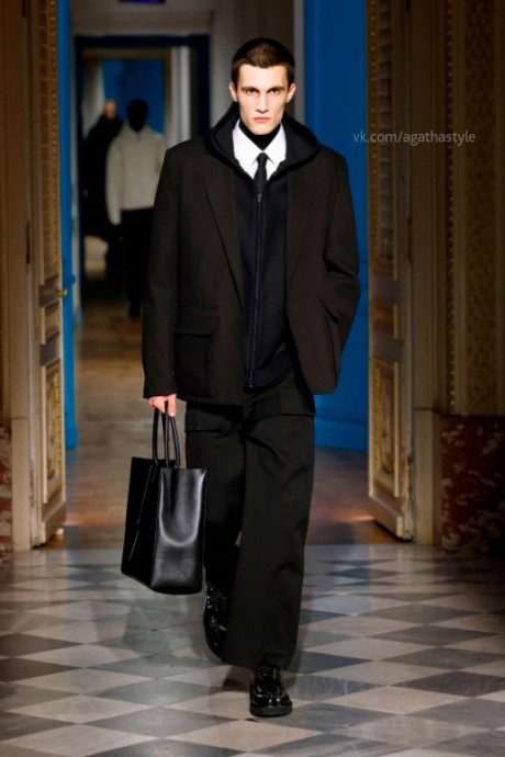 Коллекция Valentino Autumn/Winter 2024 Menswear