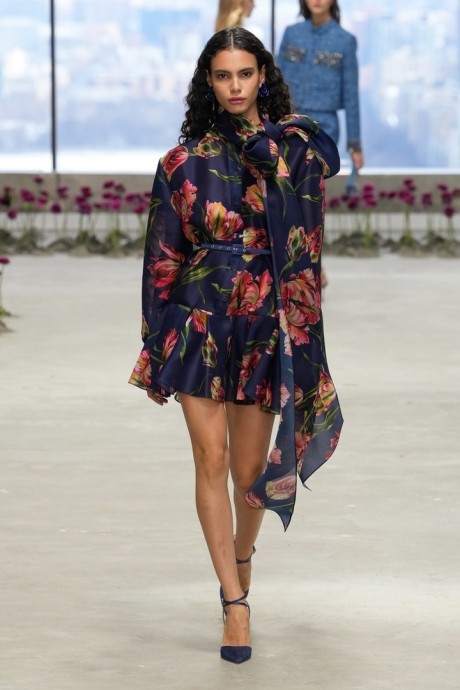 Коллекция: Carolina Herrera 2025/26 Коллекция: Carolina Herrera 2025/26