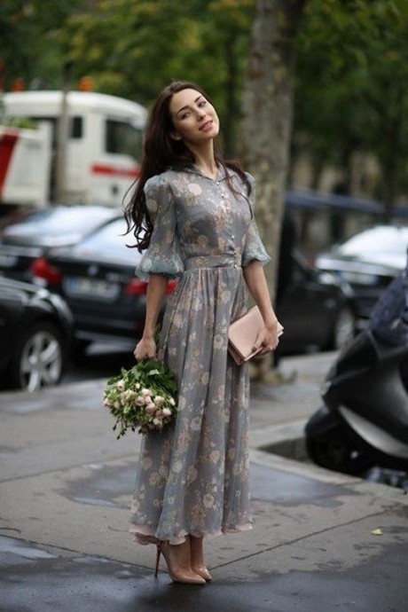 Женственные платья с цветочным принтом