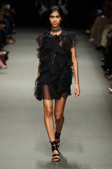 Коллекция Alberta Ferretti Ready-To-Wear Осень-Зима 2022/2023 Коллекция Alberta Ferretti Ready-To-Wear Осень-Зима 2022/2023