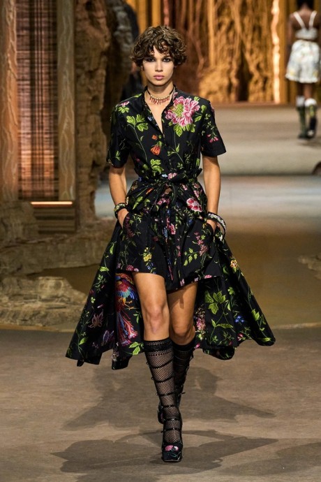 Коллекция Christian Dior Ready-To-Wear Весна-Лето 2023 Коллекция Christian Dior Ready-To-Wear Весна-Лето 2023