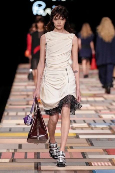 Коллекция Louis Vuitton Ready-To-Wear Весна-Лето 2025 Коллекция Louis Vuitton Ready-To-Wear Весна-Лето 2025